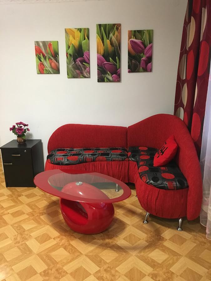 Apartment Bombonyerka Drohobych Bagian luar foto